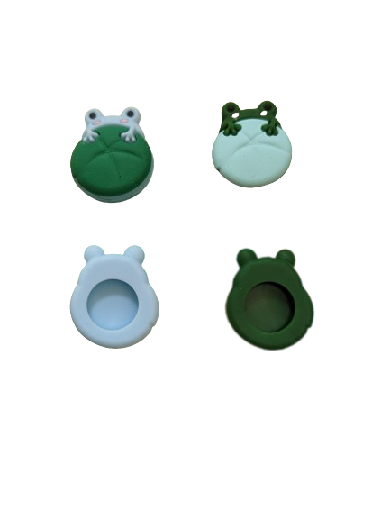 Frog on the lily pad thumb grips