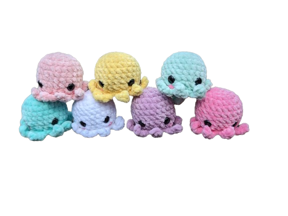 Adorable Kawaii Mini Octopus Crochet Keychain 🐙