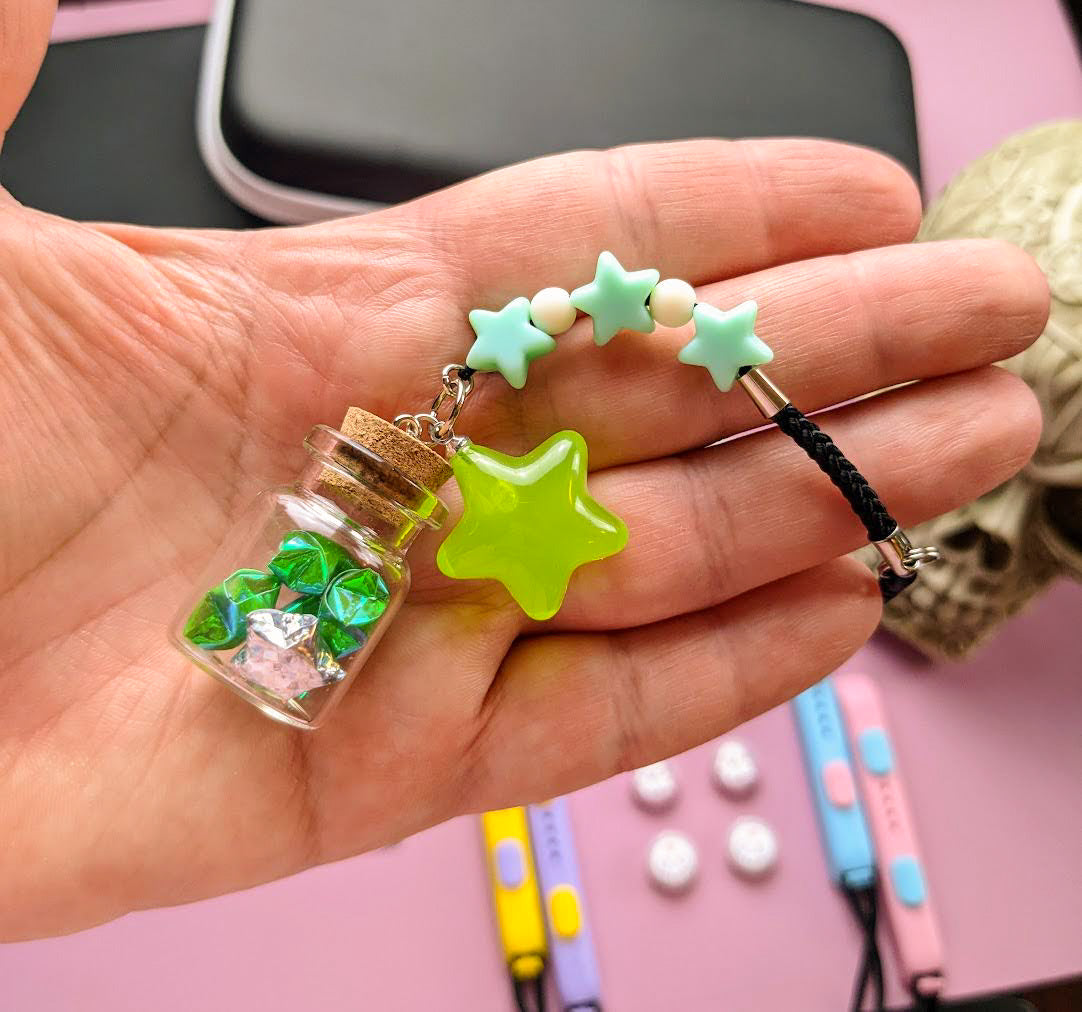 Lucky Star Jar Charm Dust Plug