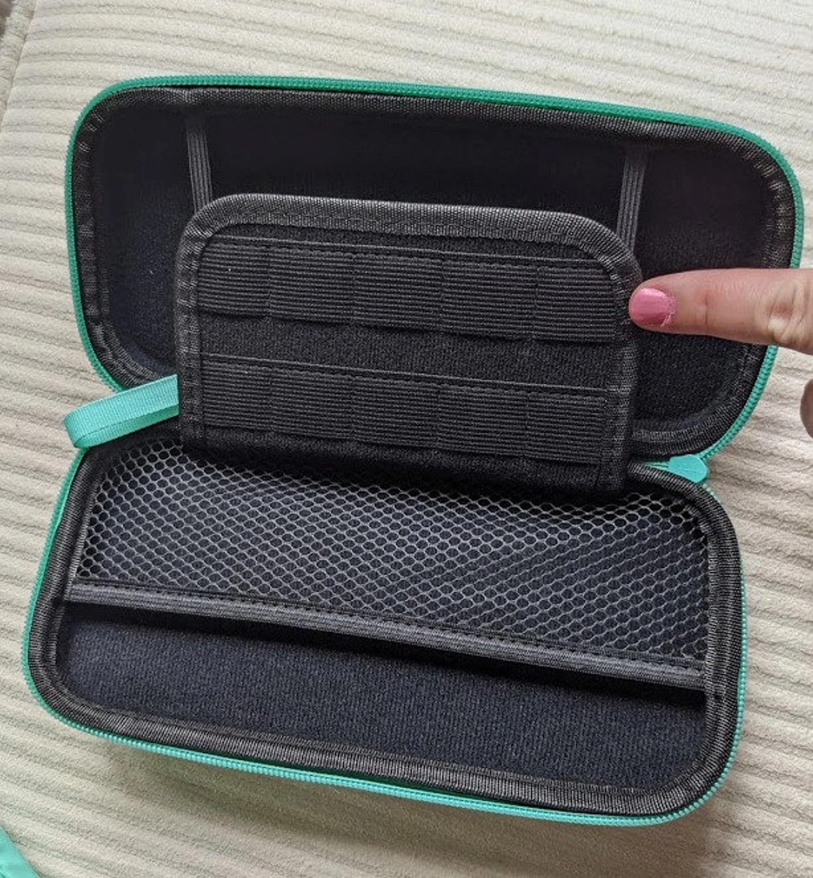 Switch Light Carry Case- Animal Crossing New Horizons 